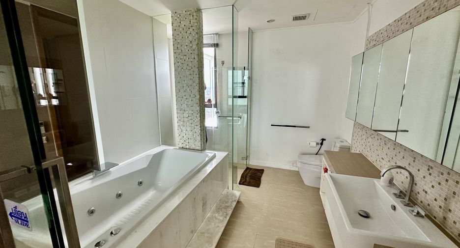 For sale and for rent 5 bedrooms condo in Bang Lamung, Chonburi