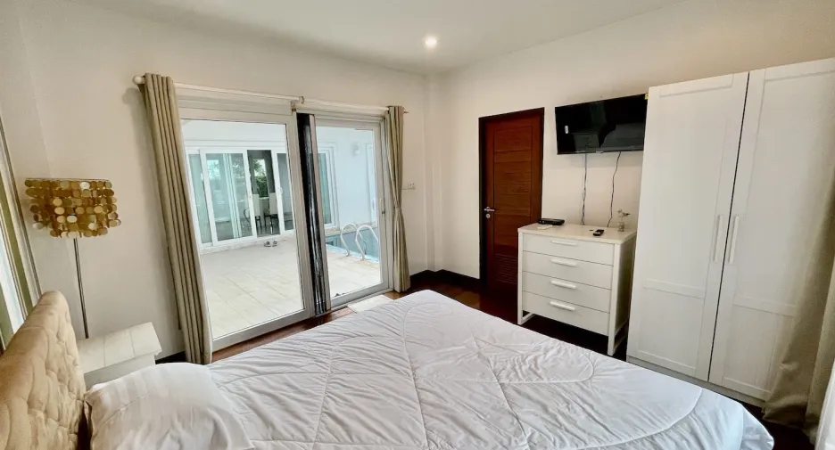 Villa zum Kauf und zur Miete mit 4 Zimmer in Bang Lamung, Chonburi