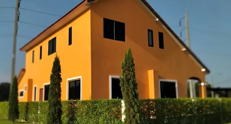 For sale 5 bedrooms house in Chaloem Phra Kiat, Saraburi