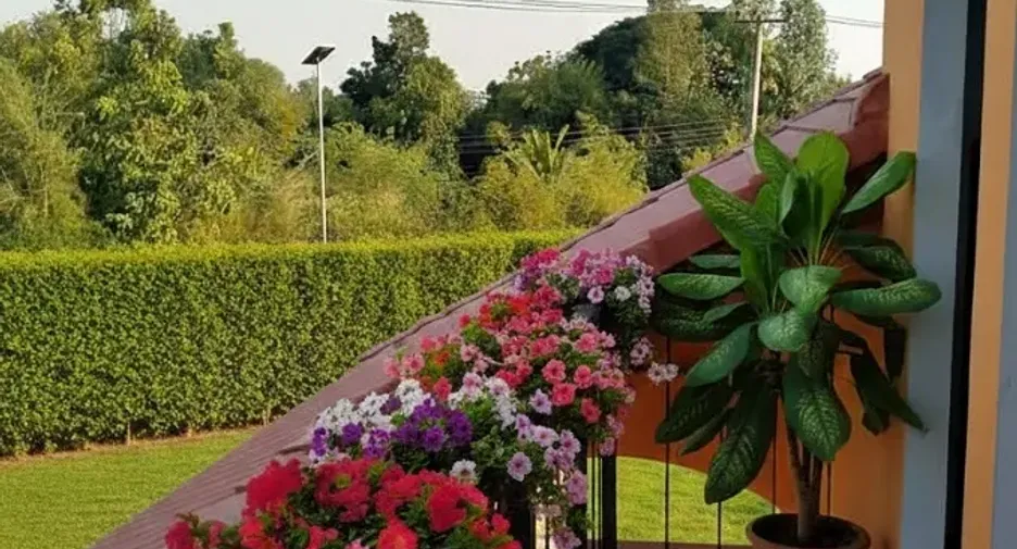 For sale 5 bedrooms house in Chaloem Phra Kiat, Saraburi