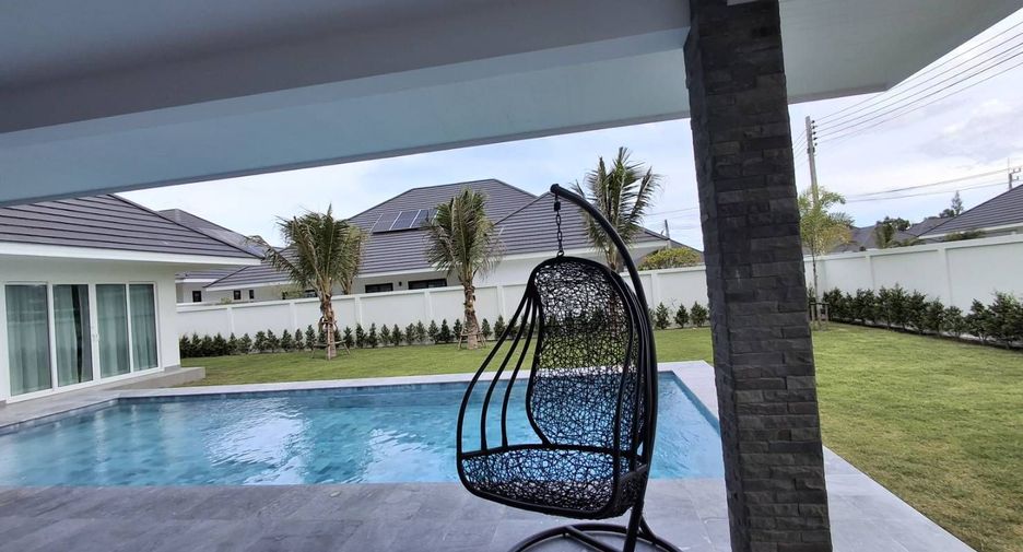 For rent 4 bedrooms house in Hua Hin, Prachuap Khiri Khan