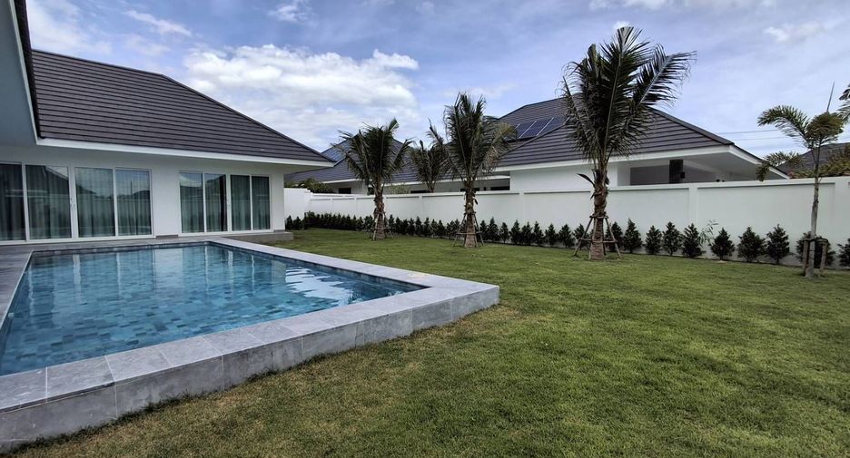 For rent 4 bedrooms house in Hua Hin, Prachuap Khiri Khan