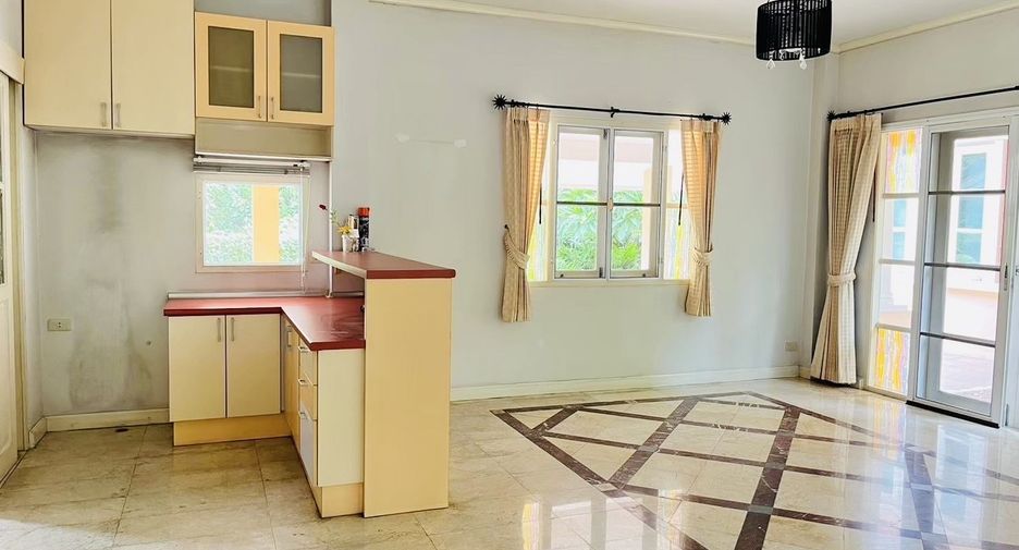 For sale 4 bedrooms house in Mae Rim, Chiang Mai