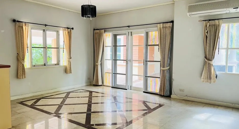 For sale 4 bedrooms house in Mae Rim, Chiang Mai