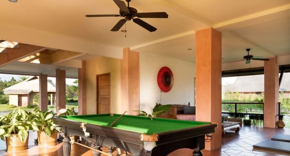 For rent 5 ベッドルーム villa in San Sai, Chiang Mai
