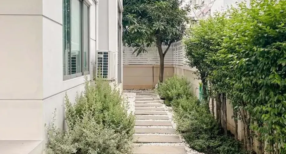 For rent 3 bedrooms house in Pak Kret, Nonthaburi