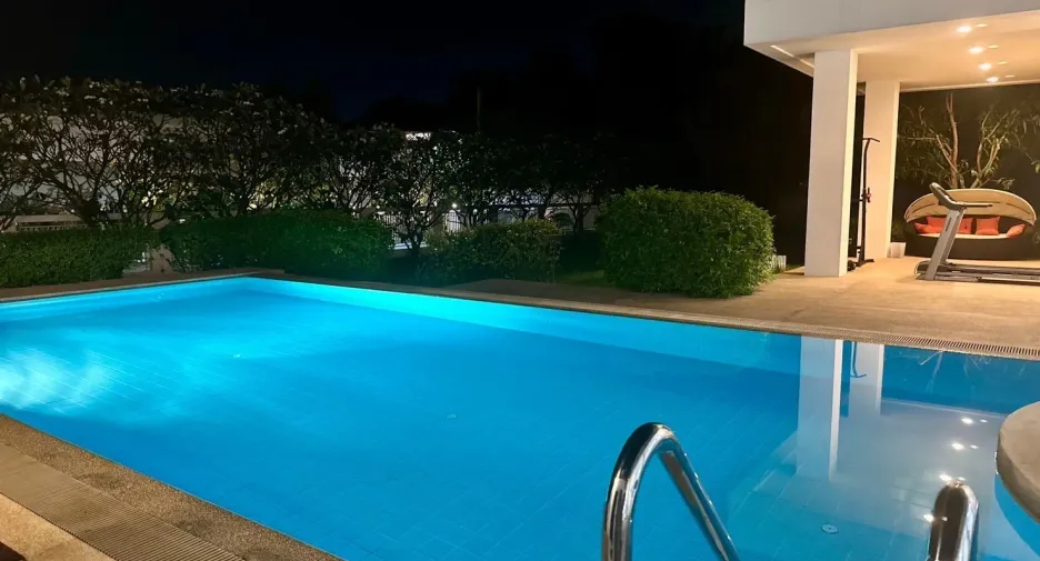 出售 和 出租 6 卧室 独立屋 在 Bang Phli, Samut Prakan