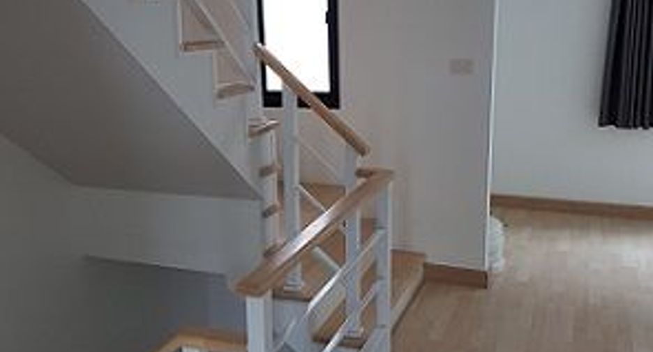 For sale and for rent 3 bedrooms townhouse in Wang Thonglang, Bangkok