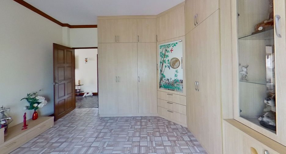 For sale 3 bedrooms house in Cha Am, Phetchaburi