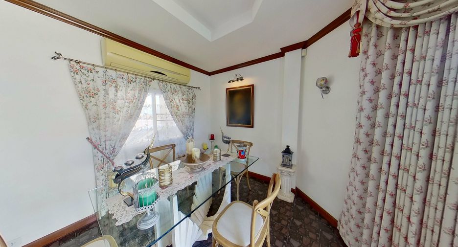 For sale 3 bedrooms house in Cha Am, Phetchaburi