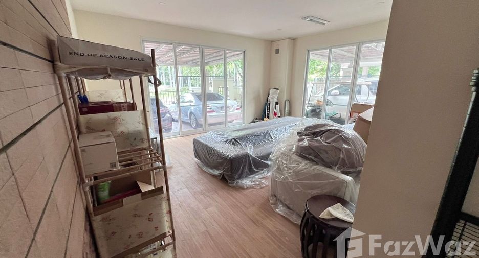 For sale 5 bedrooms house in Mueang Chiang Mai, Chiang Mai