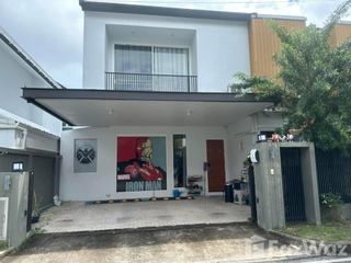 Продажа 4 спальни дом в Mueang Chiang Mai, Чианг Маи