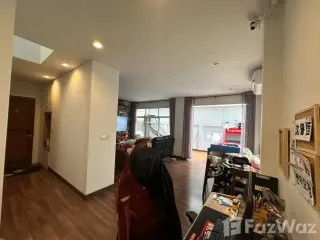 Продажа 4 спальни дом в Mueang Chiang Mai, Чианг Маи