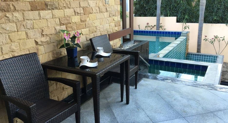 For sale 4 bedrooms house in Ko Samui, Surat Thani