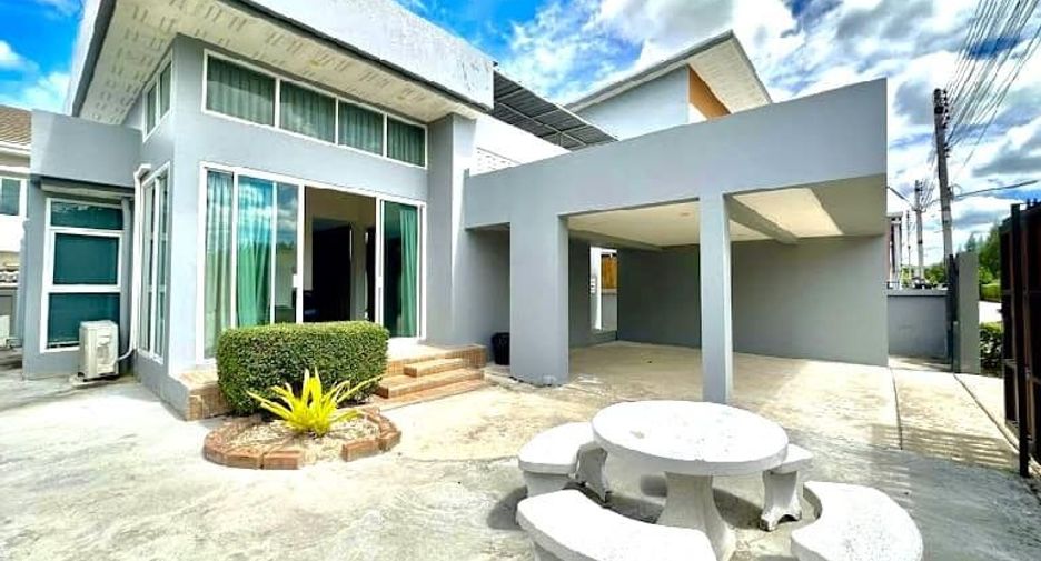 For rent 3 bedrooms villa in Hua Hin, Prachuap Khiri Khan