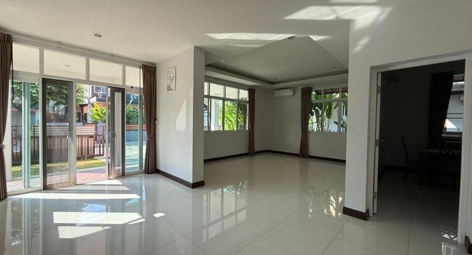 For sale and for rent 4 bedrooms house in Mueang Chiang Mai, Chiang Mai