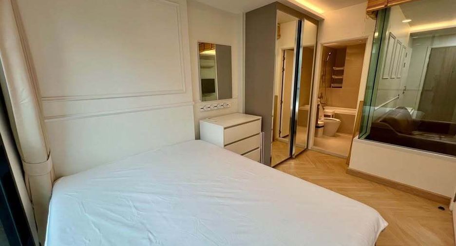 For sale 1 bed condo in Khlong Toei, Bangkok