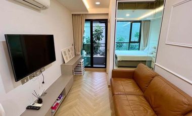À vendre 1 chambre condo à Khlong Toei, Bangkok