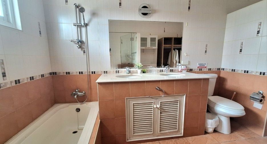 For rent 2 bedrooms villa in Hua Hin, Prachuap Khiri Khan