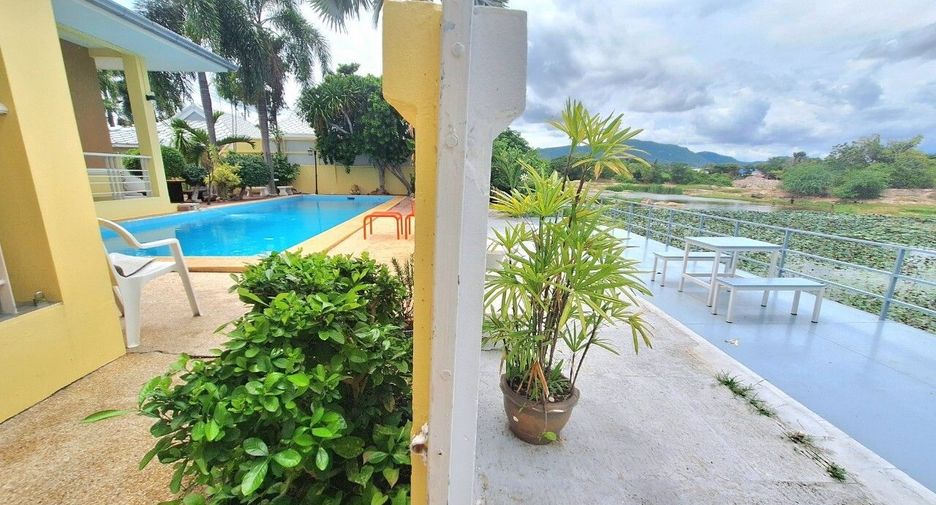 For rent 2 bedrooms villa in Hua Hin, Prachuap Khiri Khan
