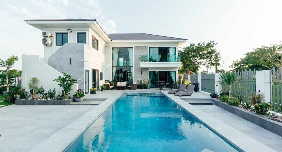 For sale and for rent 5 bedrooms villa in Hua Hin, Prachuap Khiri Khan