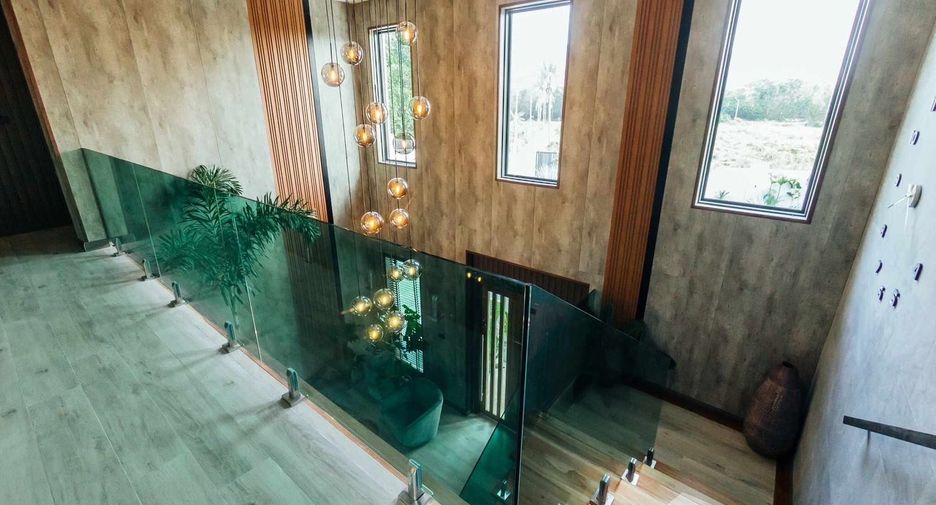 For sale and for rent 5 bedrooms villa in Hua Hin, Prachuap Khiri Khan