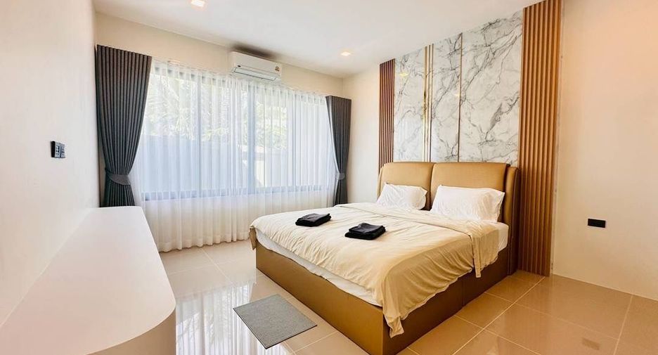 For rent 3 bedrooms villa in Bang Lamung, Chonburi