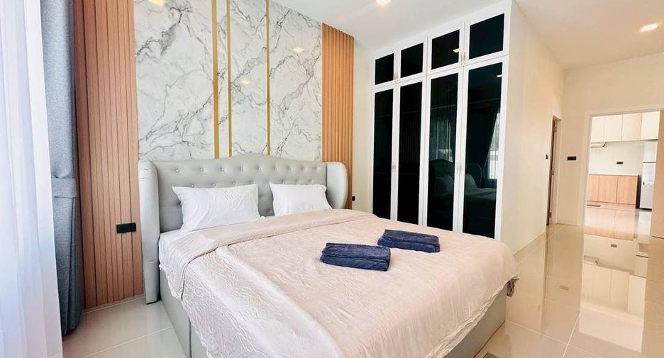 For rent 3 bedrooms villa in Bang Lamung, Chonburi