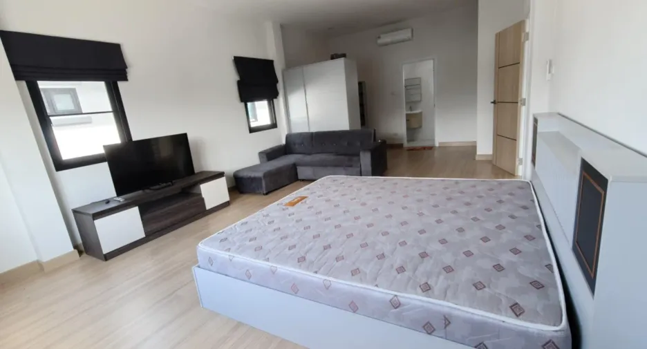 Casa en alquiler de 3 habitaciones en Saraphi, Chiang Mai