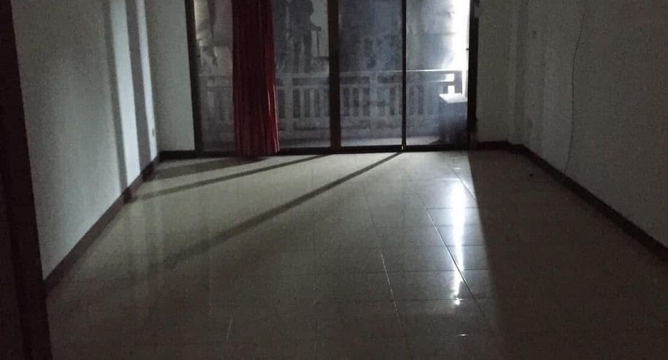 For sale 4 bedrooms townhouse in Ko Samui, Surat Thani