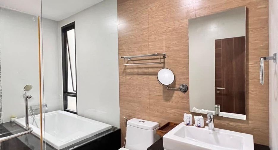 For rent 3 bedrooms villa in Mueang Chiang Mai, Chiang Mai