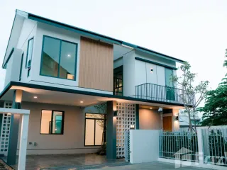 For sale 3 bedrooms house in Saraphi, Chiang Mai