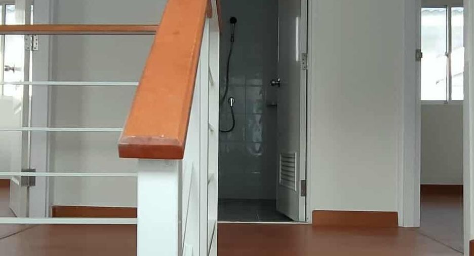 For sale 4 bedrooms house in Bang Phli, Samut Prakan
