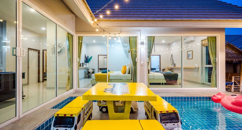 For sale 4 bedrooms villa in Cha Am, Phetchaburi