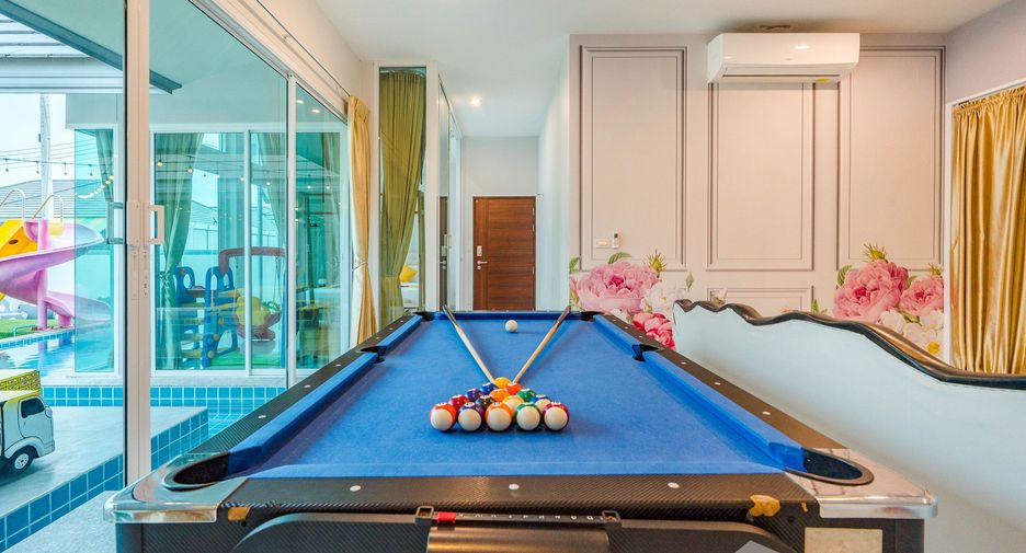 Villa en venta de 4 habitaciones en Cha Am, Phetchaburi