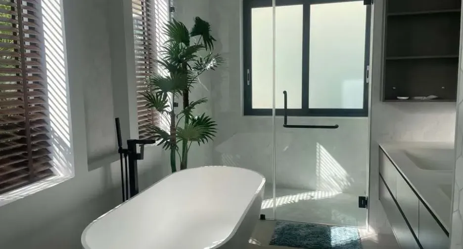 For rent 4 bedrooms house in Ko Samui, Surat Thani