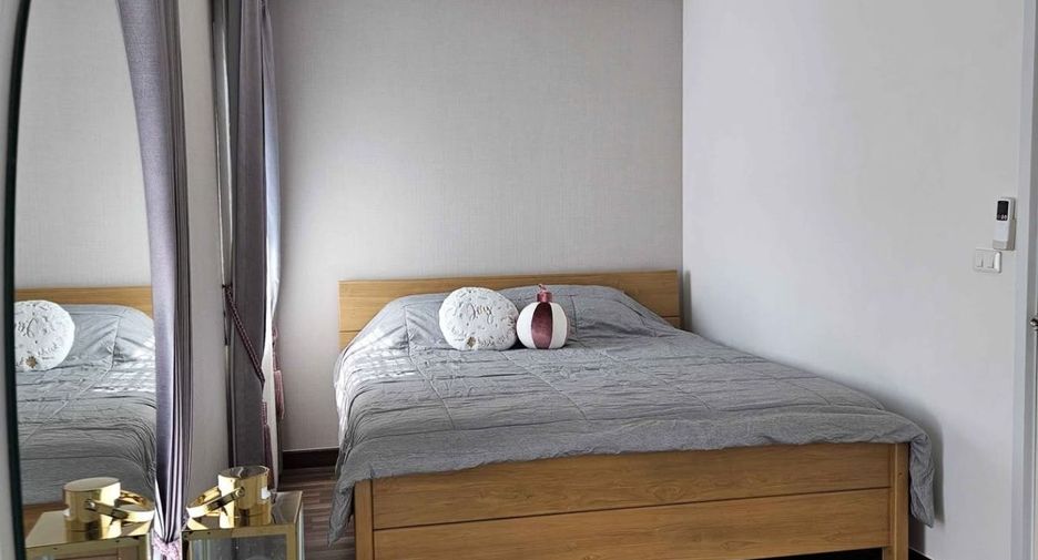 For rent 4 bedrooms townhouse in Mueang Chiang Mai, Chiang Mai