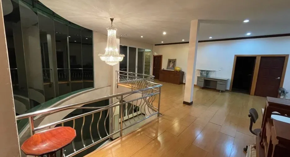 For sale そして for rent 7 ベッドルーム house in Mueang Chiang Rai, Chiang Rai