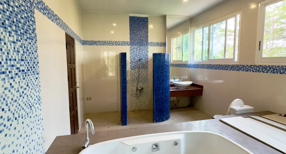 For sale そして for rent 7 ベッドルーム house in Mueang Chiang Rai, Chiang Rai
