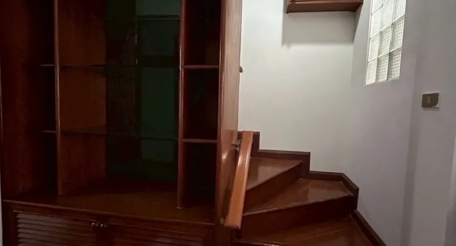 For rent 2 bedrooms townhouse in Hang Dong, Chiang Mai