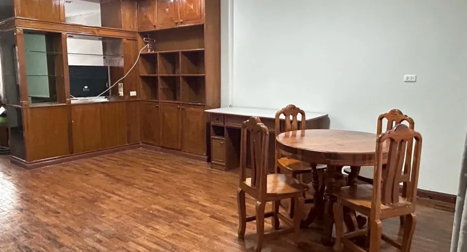 For rent 2 bedrooms townhouse in Hang Dong, Chiang Mai