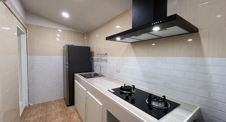For sale and for rent 2 bedrooms townhouse in Hua Hin, Prachuap Khiri Khan