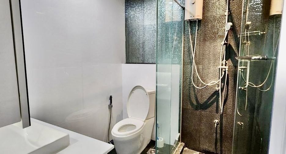 Reihenhaus zum Kauf mit 3 Zimmer in Rat Burana, Bangkok