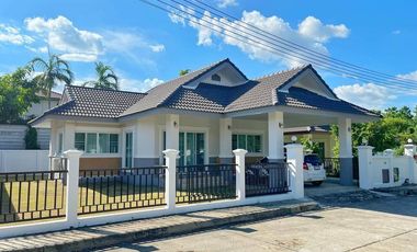 For rent 3 bedrooms house in San Kamphaeng, Chiang Mai