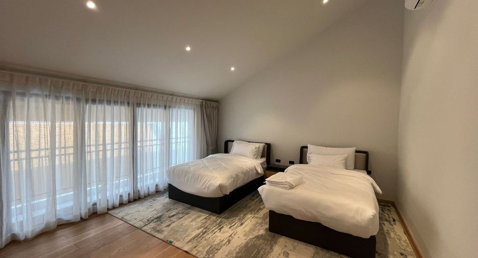 For rent 5 bedrooms villa in Thalang, Phuket