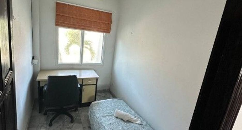 For sale 4 bedrooms house in Thap Sakae, Prachuap Khiri Khan