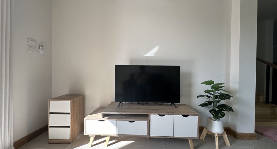 ให้เช่า 4 ห้องนอน บ้านเดี่ยว ใน หางดง, เชียงใหม่