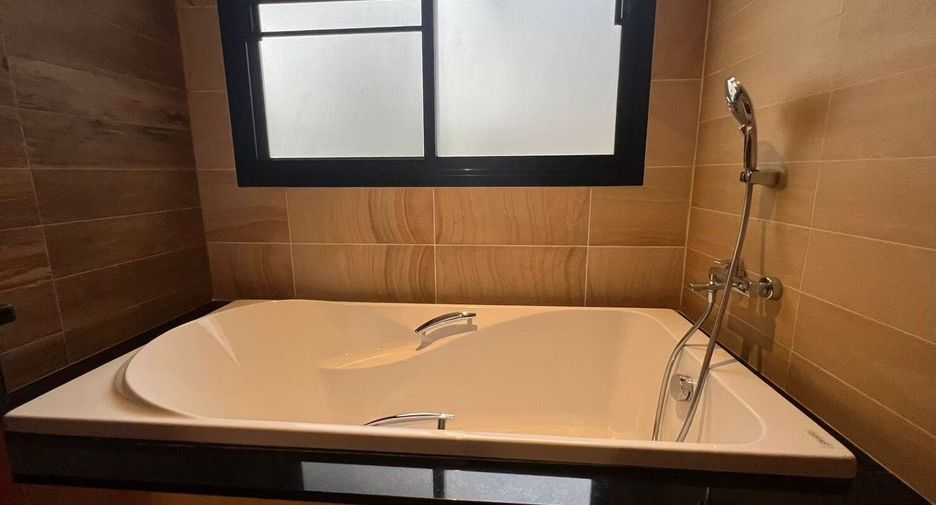 For sale 3 bedrooms villa in Mae Rim, Chiang Mai