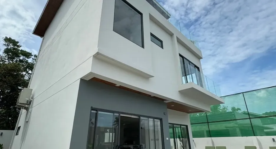 For rent 4 bedrooms villa in Ko Samui, Surat Thani
