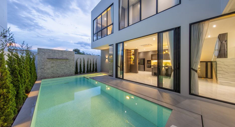 For sale and for rent 4 bedrooms villa in Mueang Chiang Mai, Chiang Mai